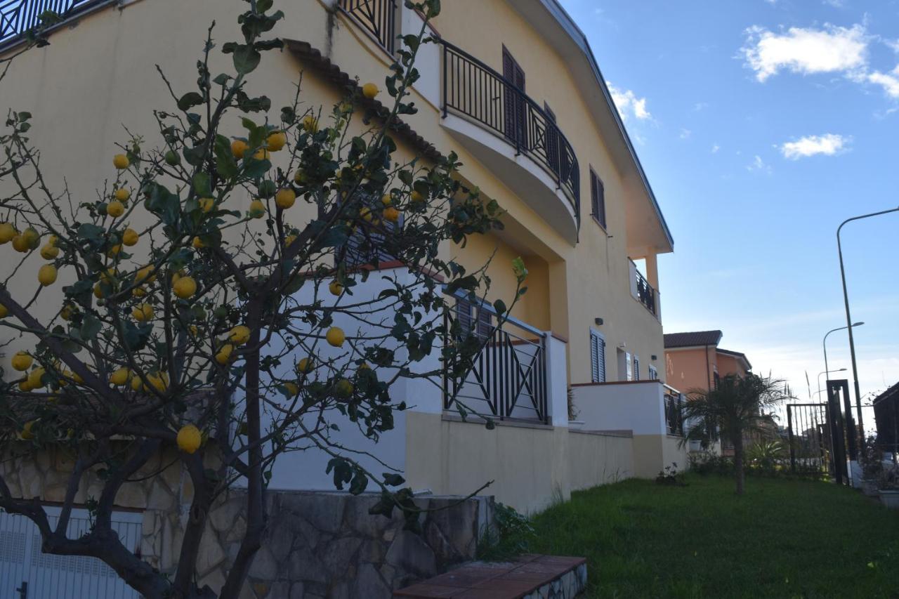 Bed & Breakfast Domus Pepe Scalea Luaran gambar