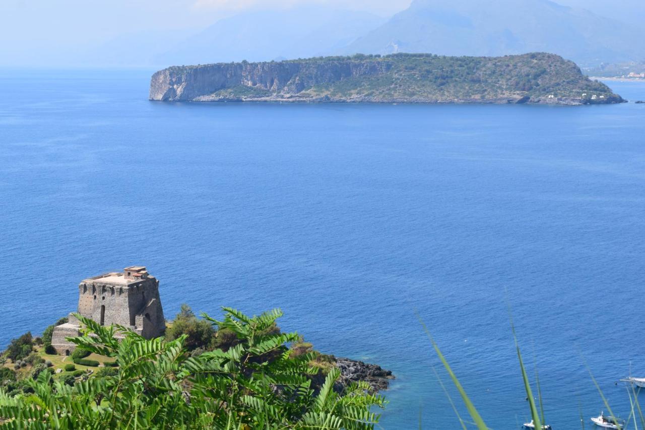 Bed & Breakfast Domus Pepe Scalea Luaran gambar