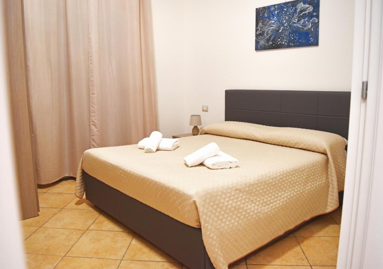 Bed & Breakfast Domus Pepe Scalea Luaran gambar